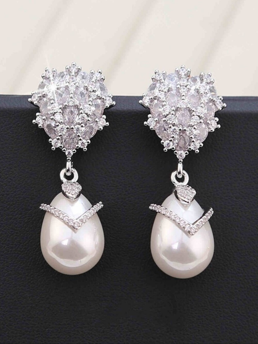 Crystal Cluster Pearl Drops